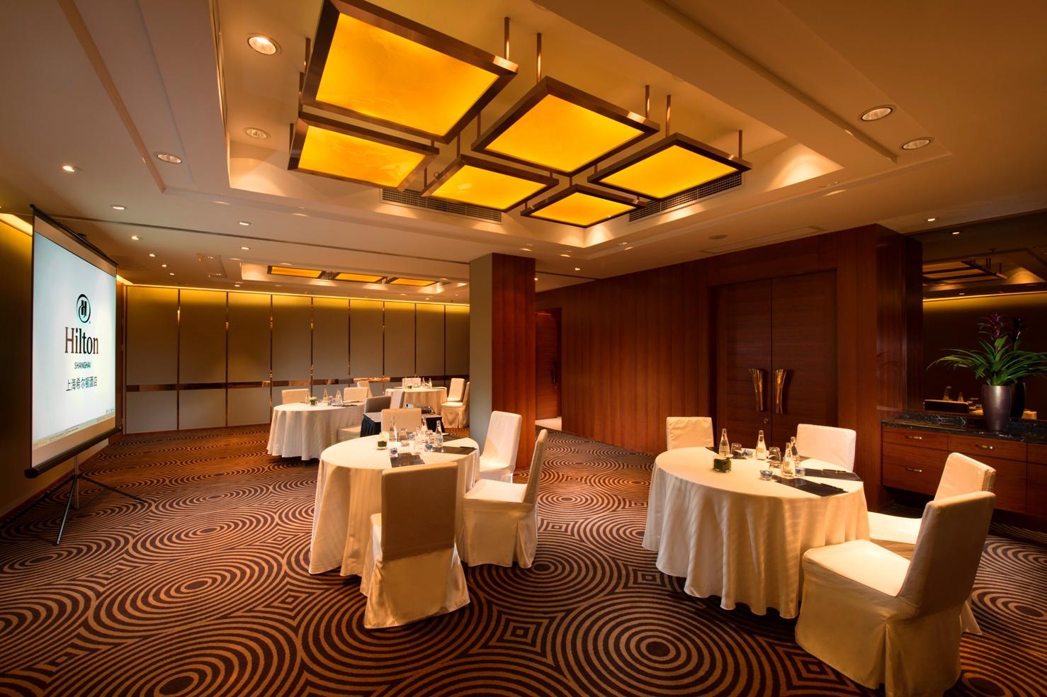 The Kunlun Jing An 5*