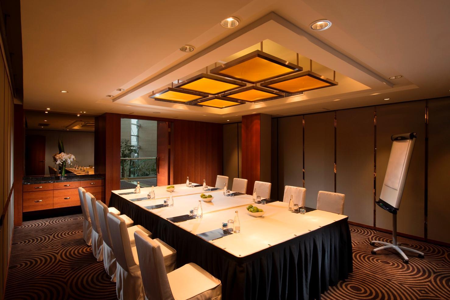 The Kunlun Jing An 5*
